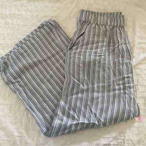 Light weight pants
